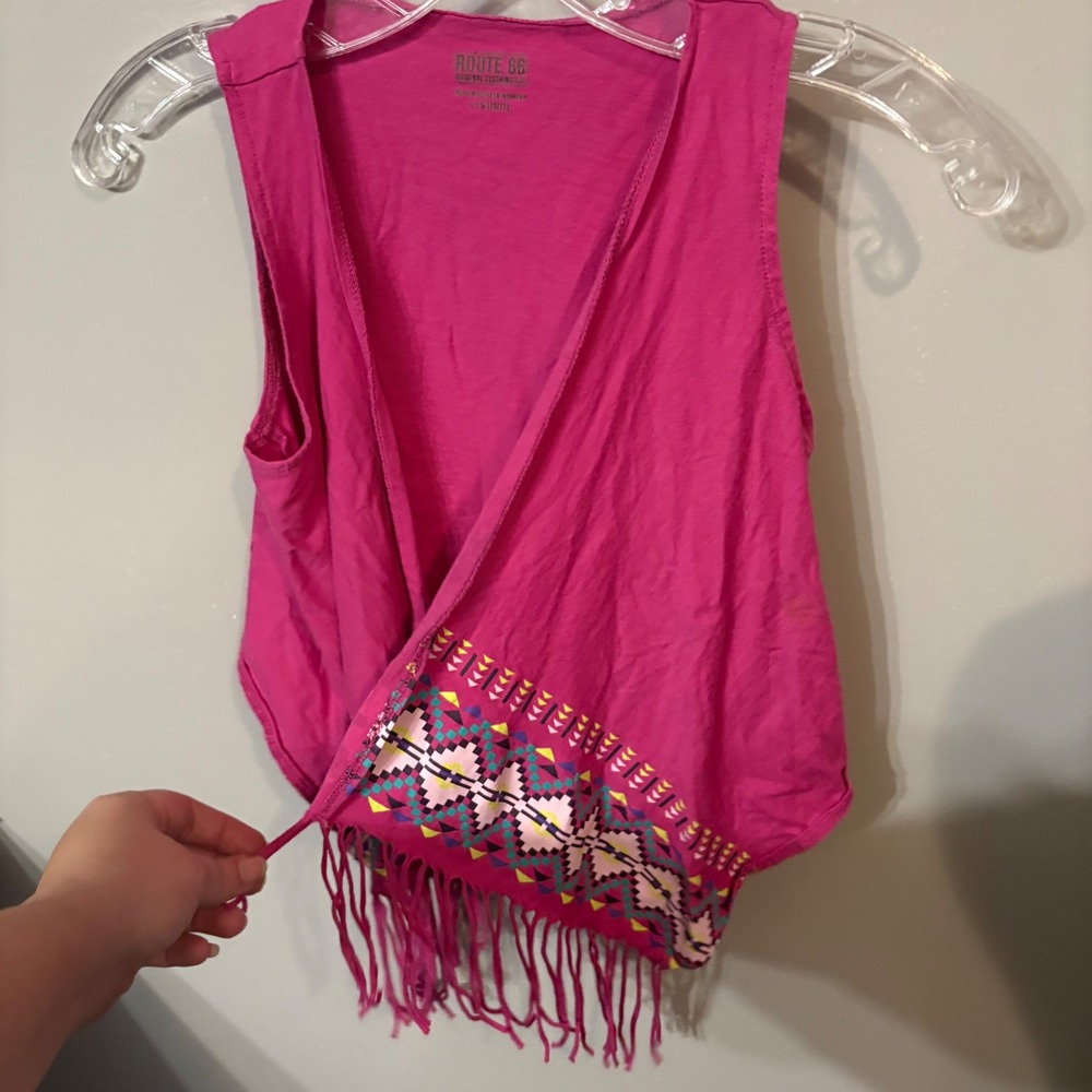 Route 66 Pink Open Fringe Vest Sleeveless Southwestern Style (Girls Large 10/12) - Picture 2 of 4